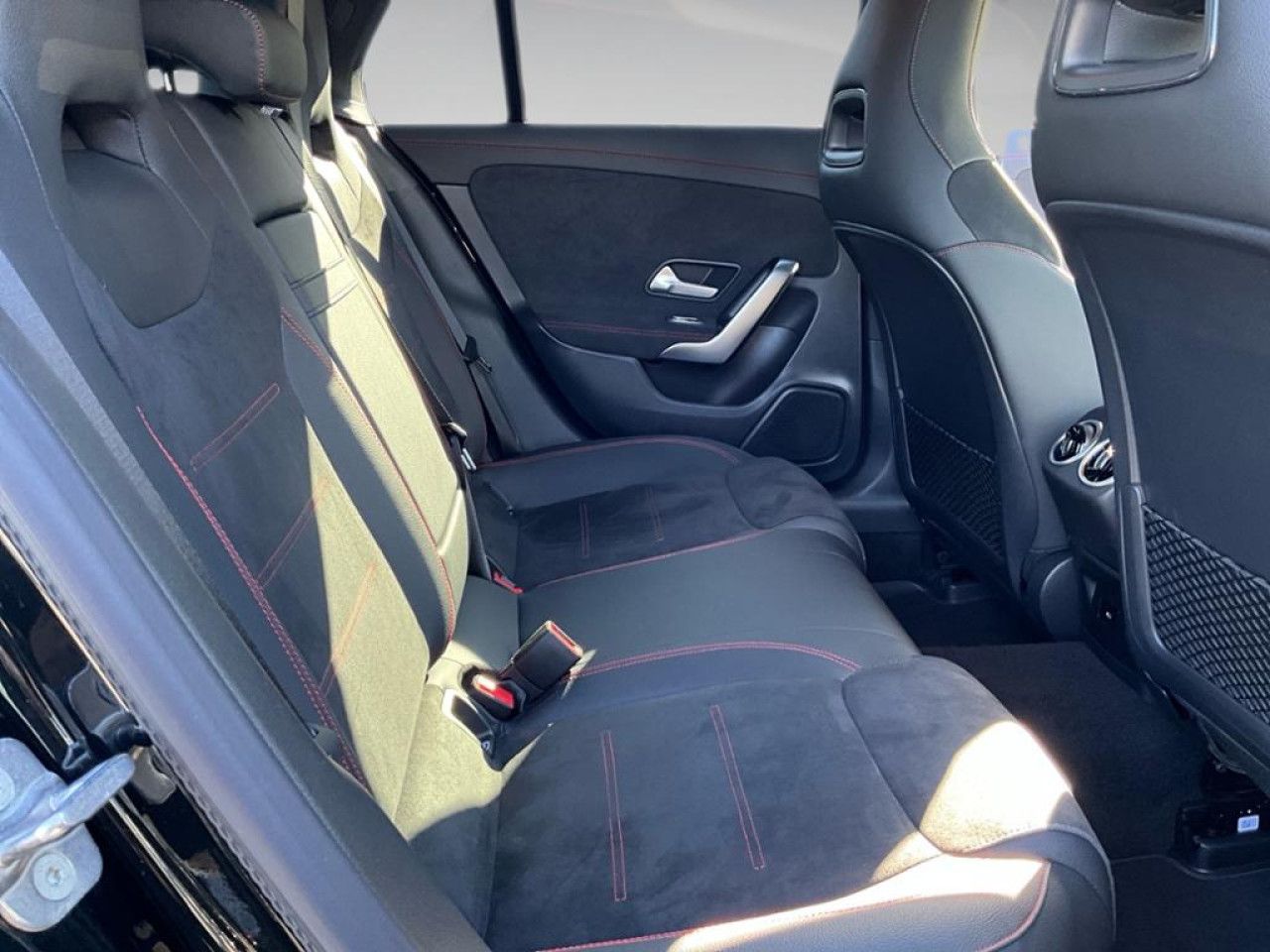 Mercedes-Benz CLA – Bild 11