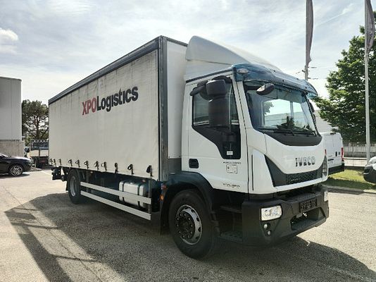 Vehicle image 11 / 20