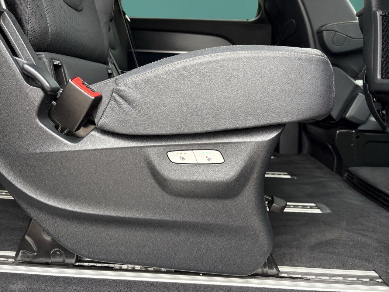 Mercedes-Benz EQV – Bild 16