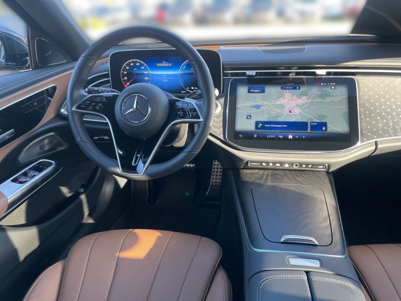 Mercedes-Benz E-Klasse – Bild 10