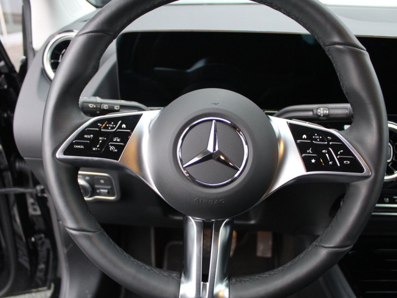 Fahrzeugbild 10 / 15