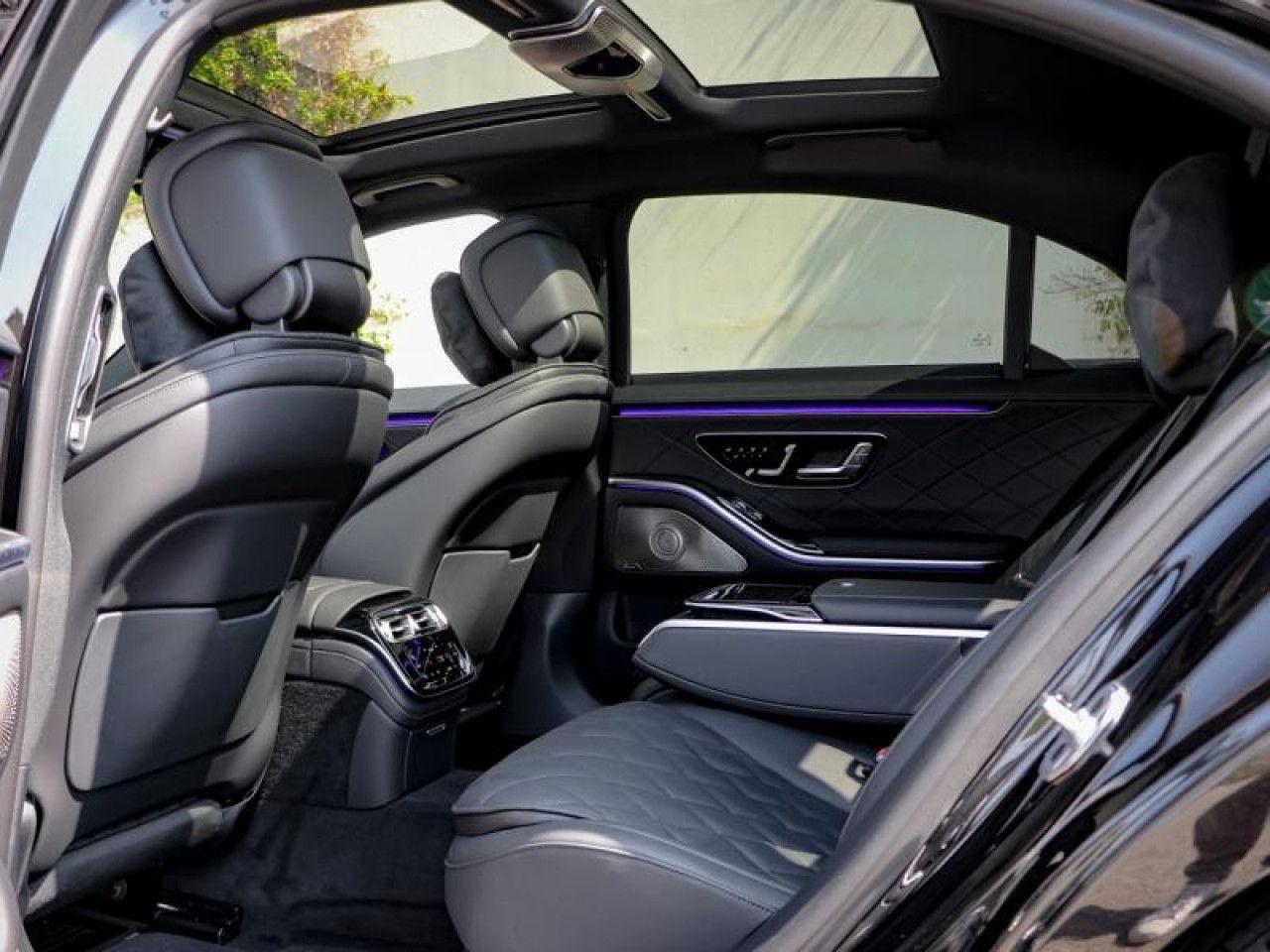 Photo du v&eacute;hicule 16 / 18