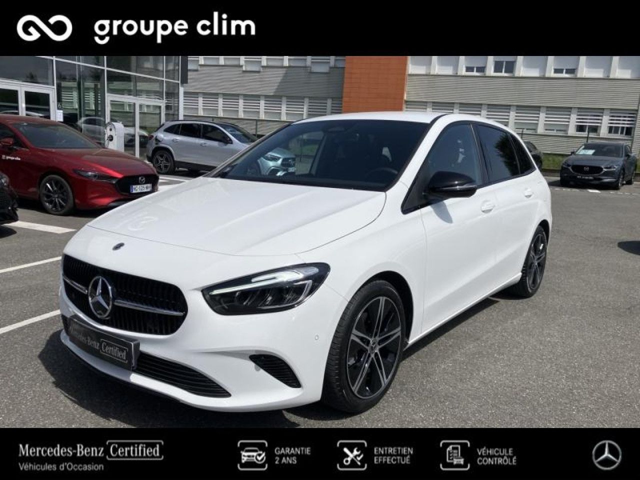 Photo du v&eacute;hicule 1 / 18