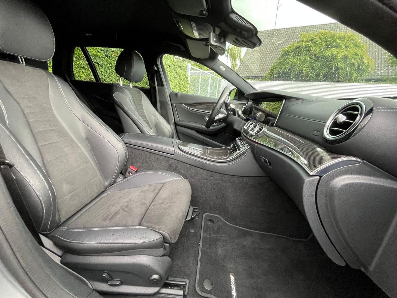 Mercedes-Benz E-Klasse – Bild 24