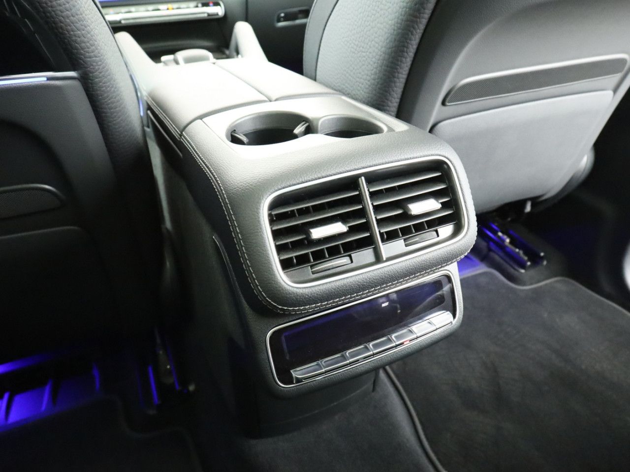 Mercedes-Benz GLS – Bild 24