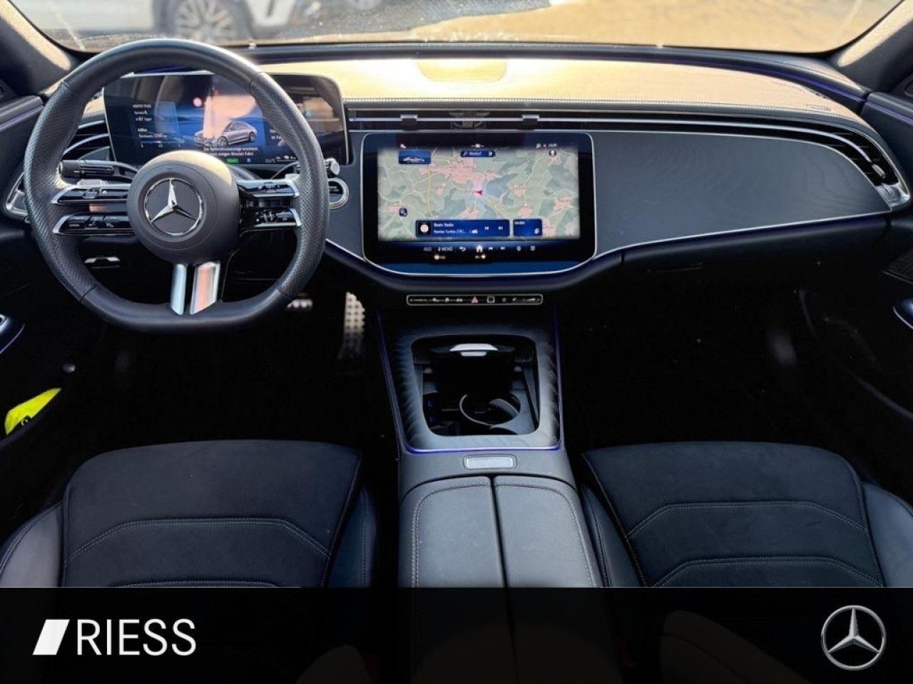 Mercedes-Benz E-Klasse – Bild 12