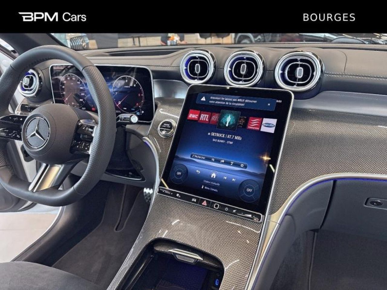 Photo du v&eacute;hicule 18 / 18