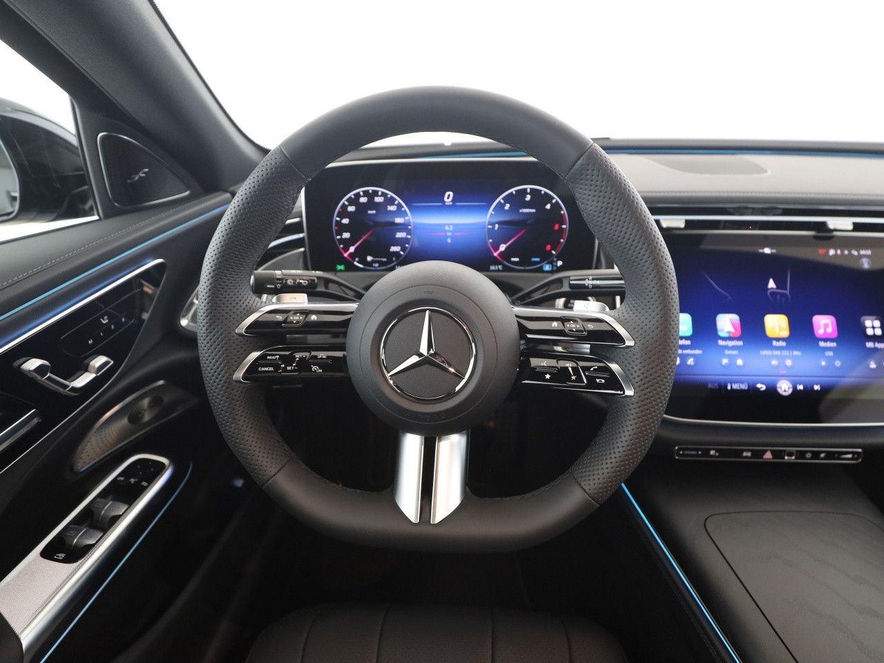 Mercedes-Benz E-Klasse – Bild 11