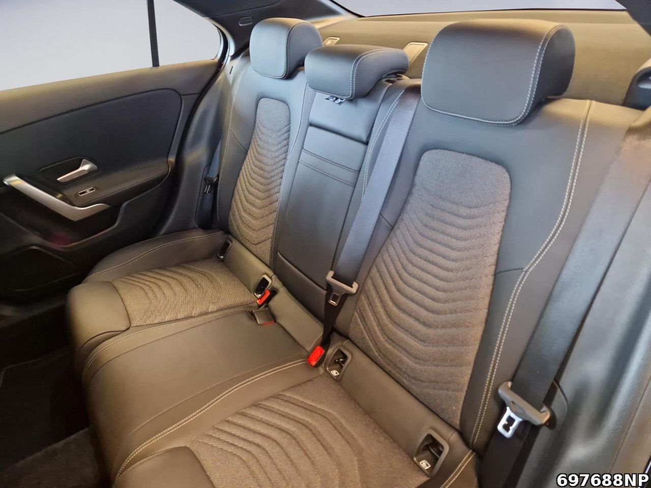 Fahrzeugbild 10 / 15