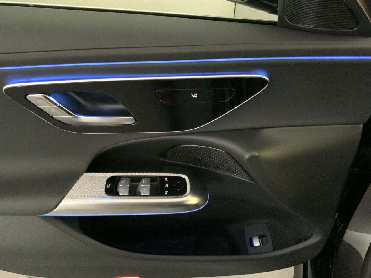 Mercedes-Benz E-Klasse – Bild 11