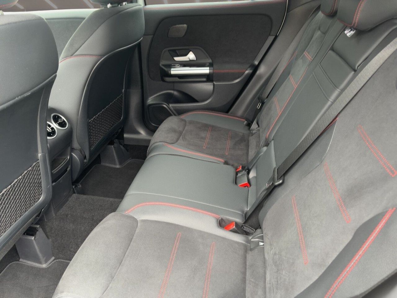 Mercedes-Benz GLA – Bild 11