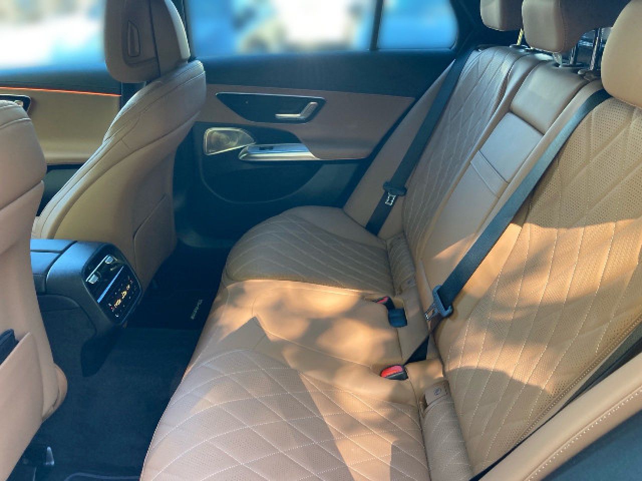 Mercedes-Benz E-Klasse – Bild 11