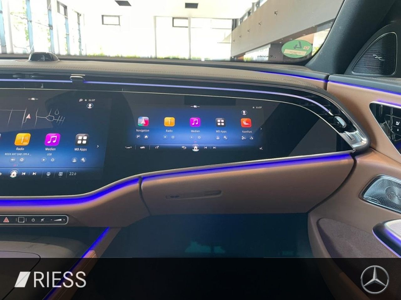 Mercedes-Benz E-Klasse – Bild 15