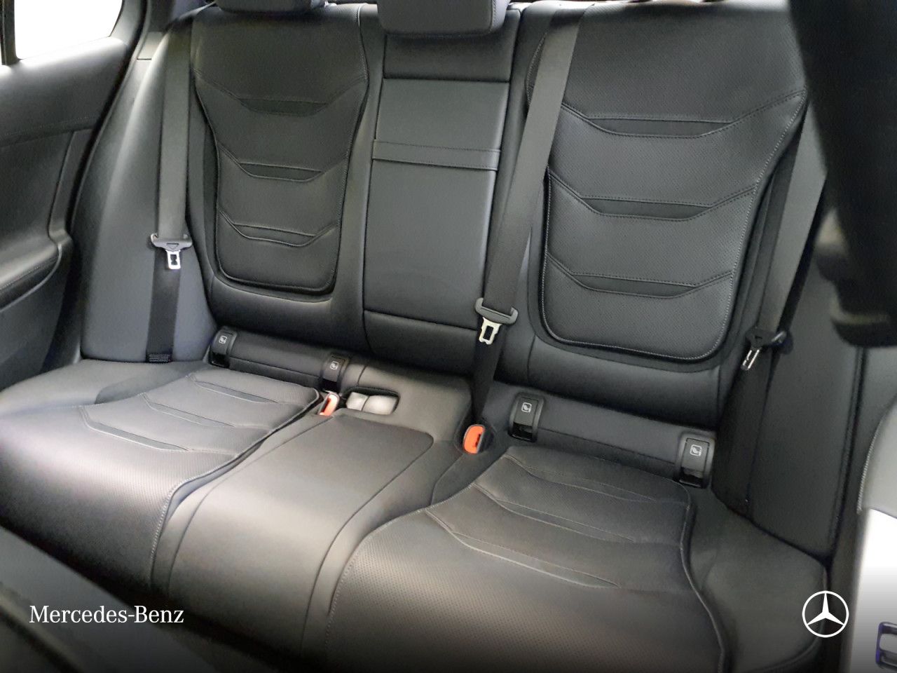 Mercedes-Benz C-Klasse – Bild 12