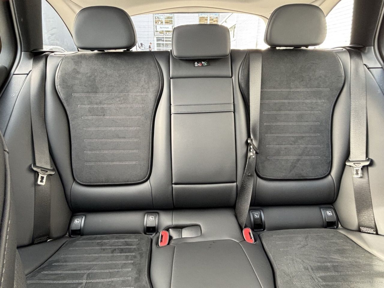 Mercedes-Benz C-Klasse – Bild 19