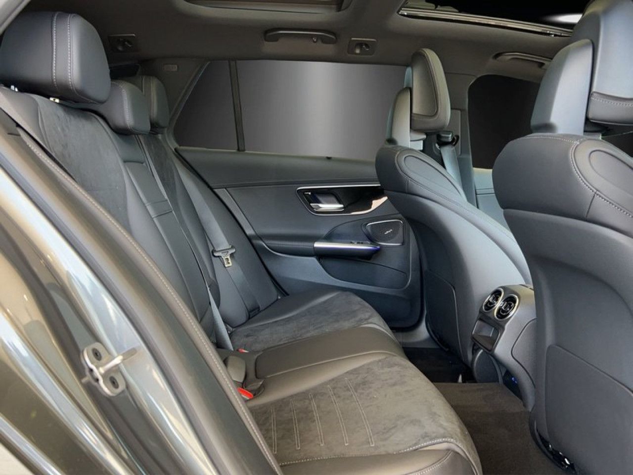 Mercedes-Benz C-Klasse – Bild 11