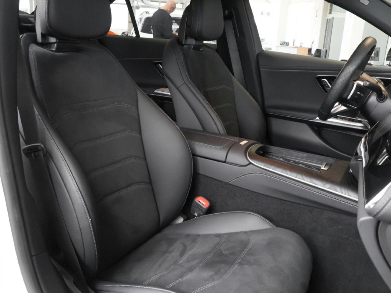 Mercedes-Benz E-Klasse – Bild 6