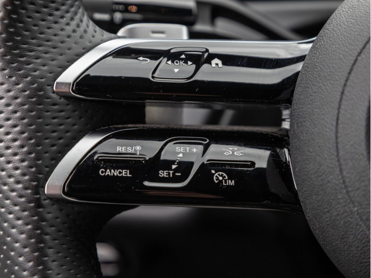 Mercedes-Benz E-Klasse – Bild 16