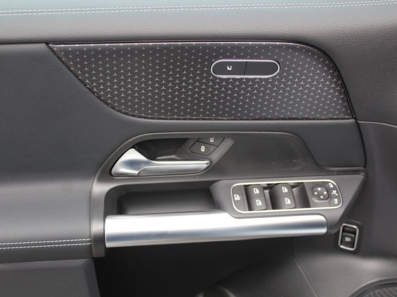 Fahrzeugbild 14 / 21