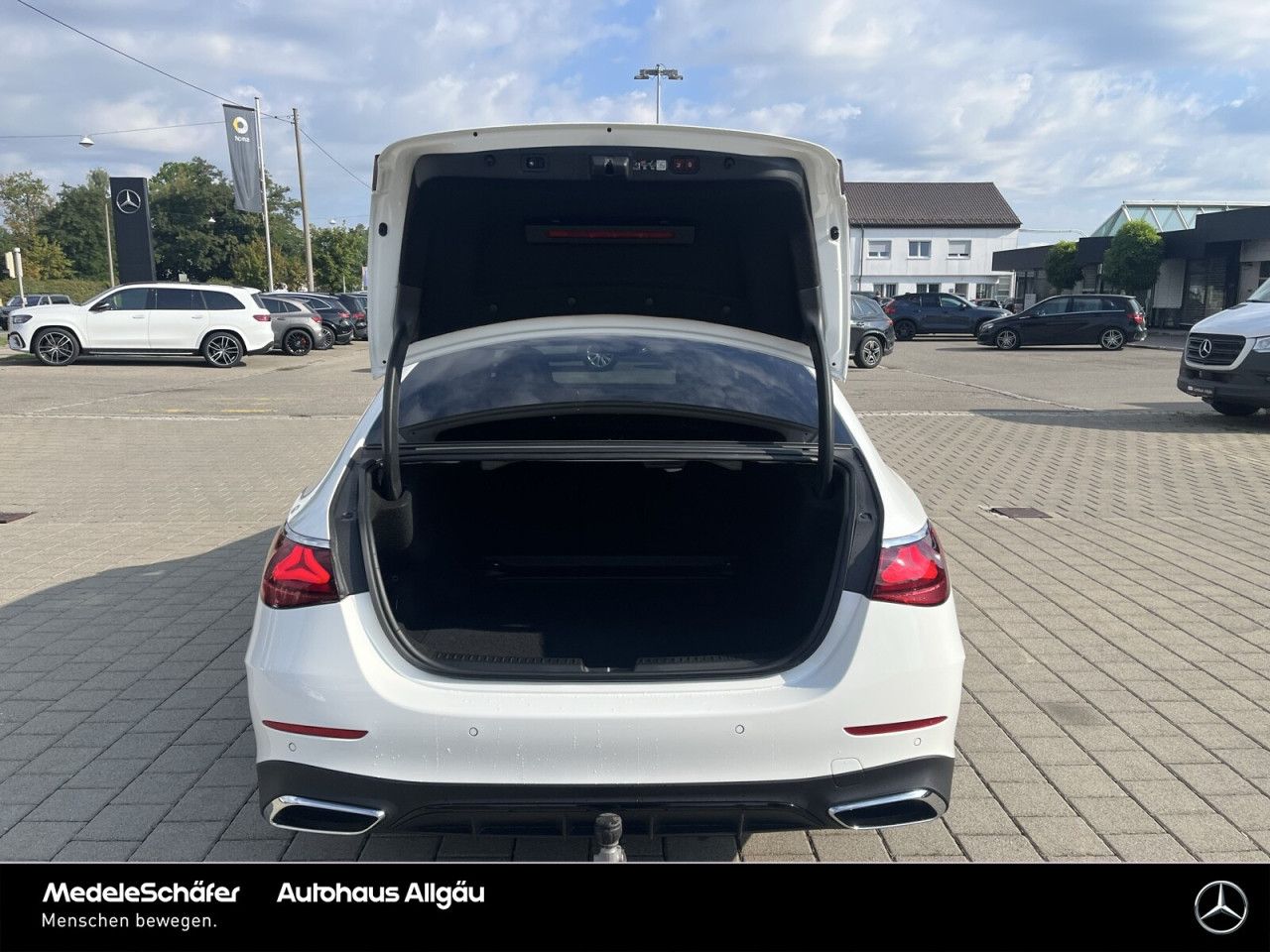 Mercedes-Benz E-Klasse – Bild 19