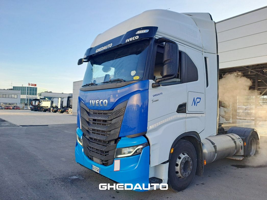 IVECO | TRATTORE STRADALE IVECO S - WAY 460 LNG METANO