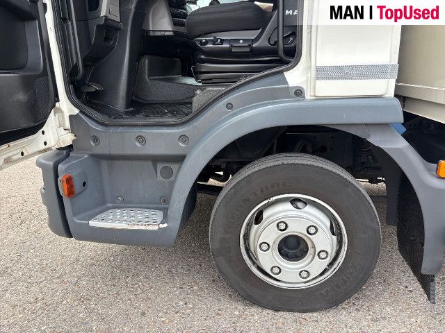 MAN TGL 8.190 4X2 BL Caja trampilla 16
