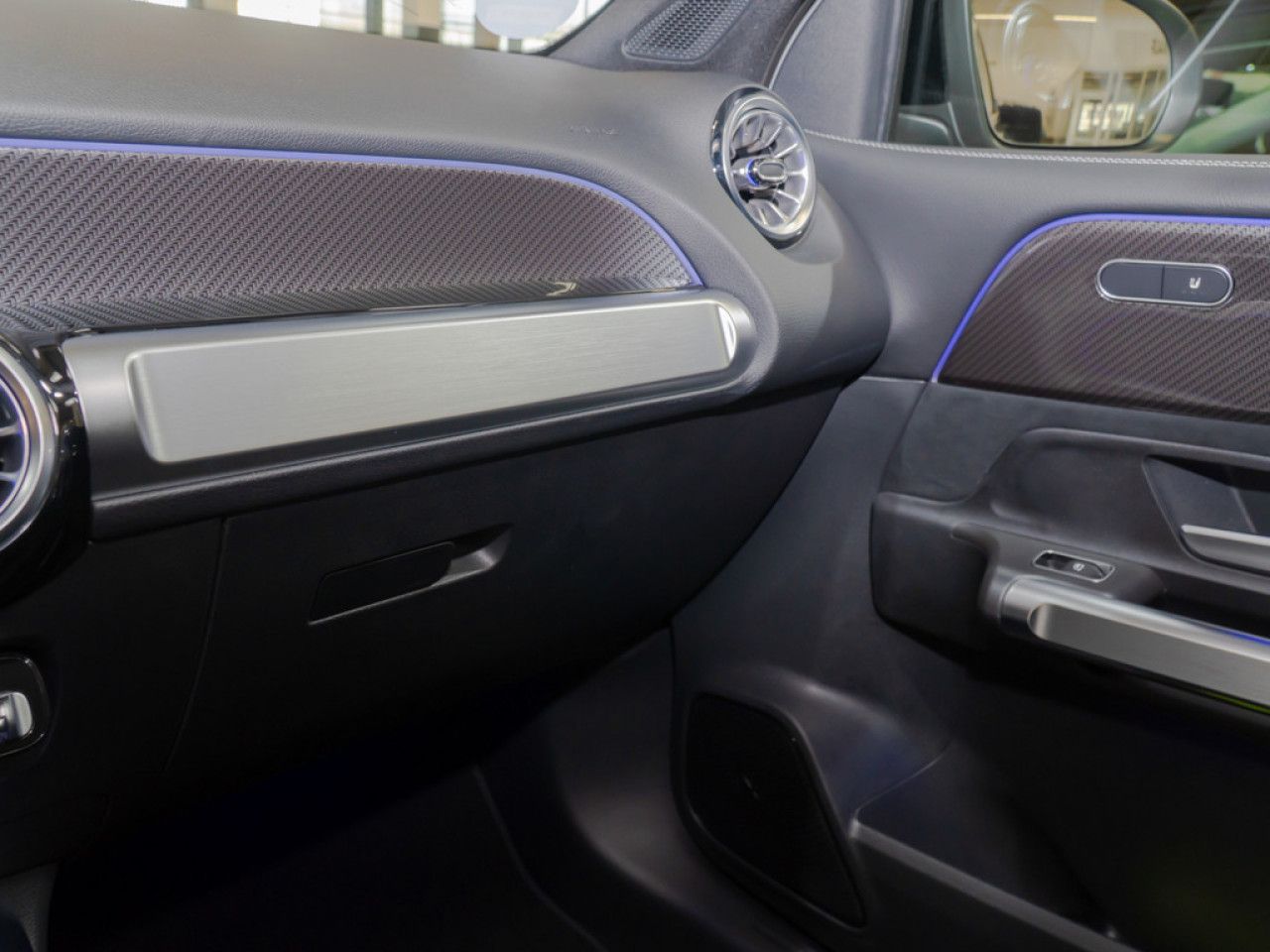 Mercedes-Benz GLB – Bild 16