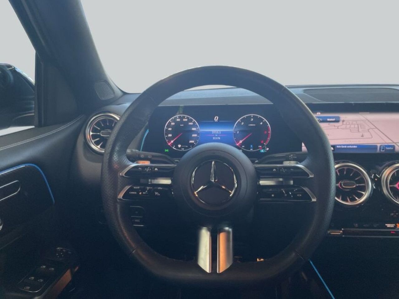 Mercedes-Benz GLB – Bild 16