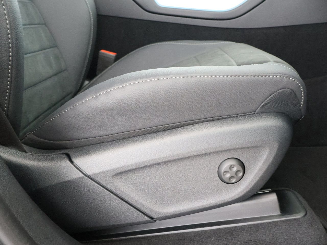Mercedes-Benz GLE – Bild 17