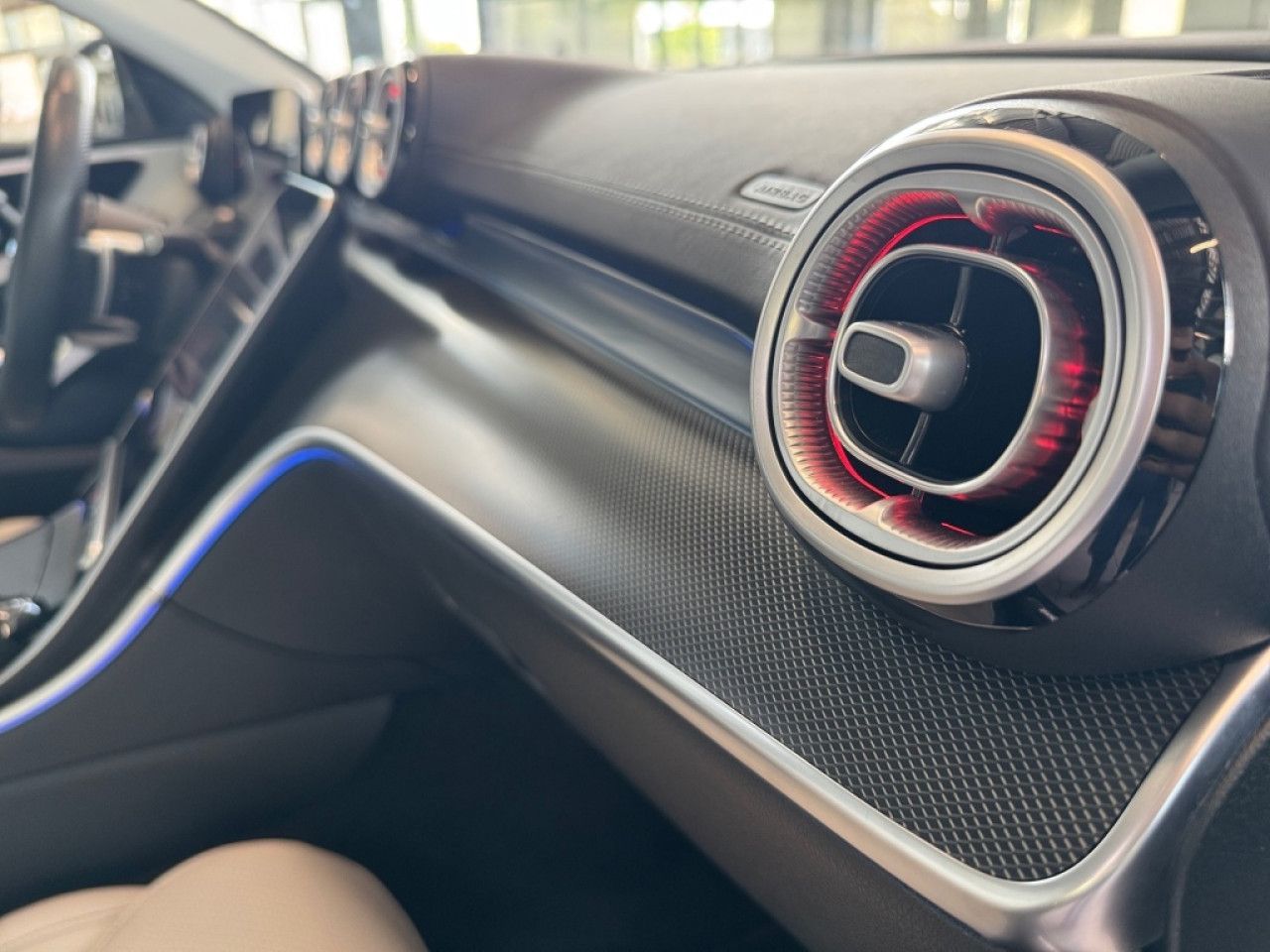 Mercedes-Benz C-Klasse – Bild 14