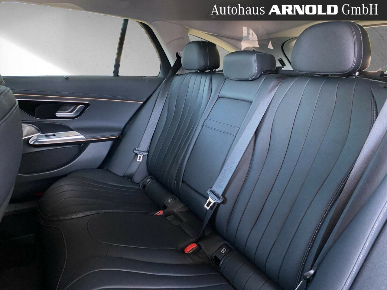 Mercedes-Benz E-Klasse – Bild 10
