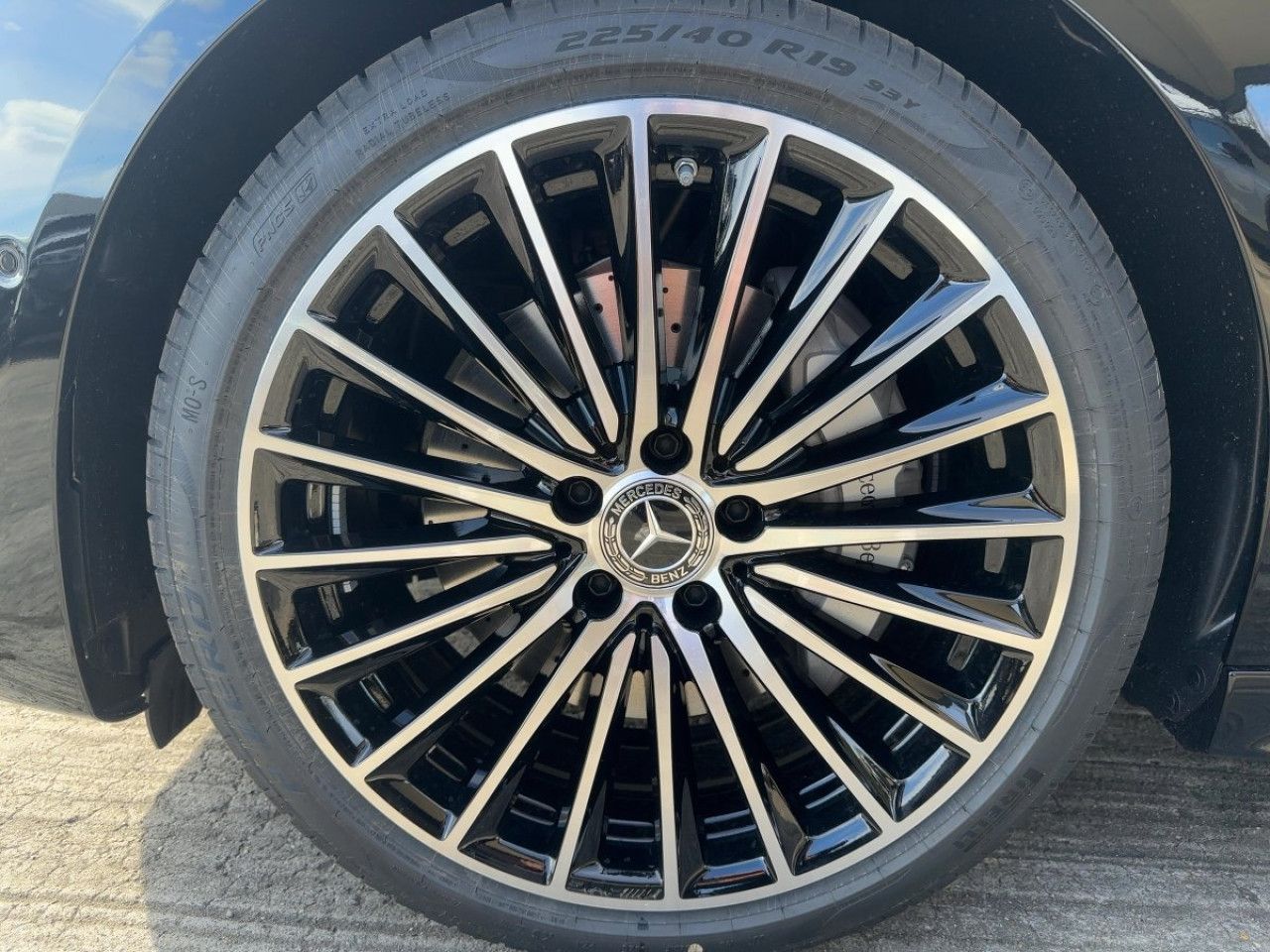 Fahrzeugbild 12 / 24