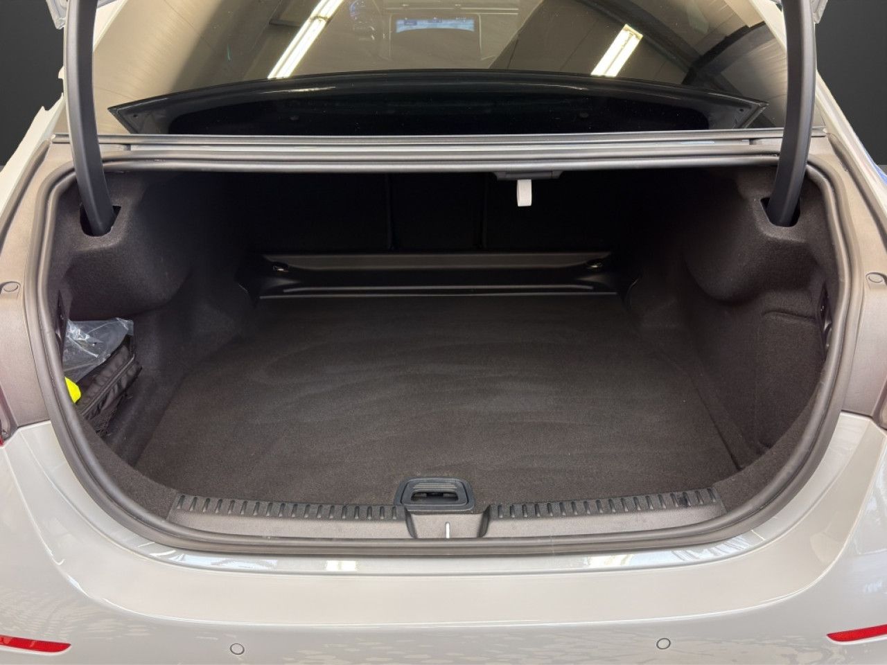 Mercedes-Benz E-Klasse – Bild 11