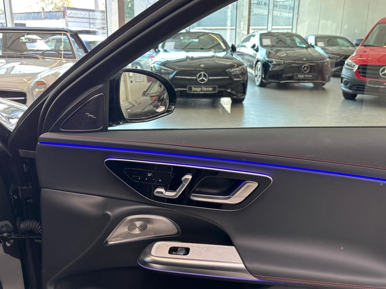 Mercedes-Benz E-Klasse – Bild 24