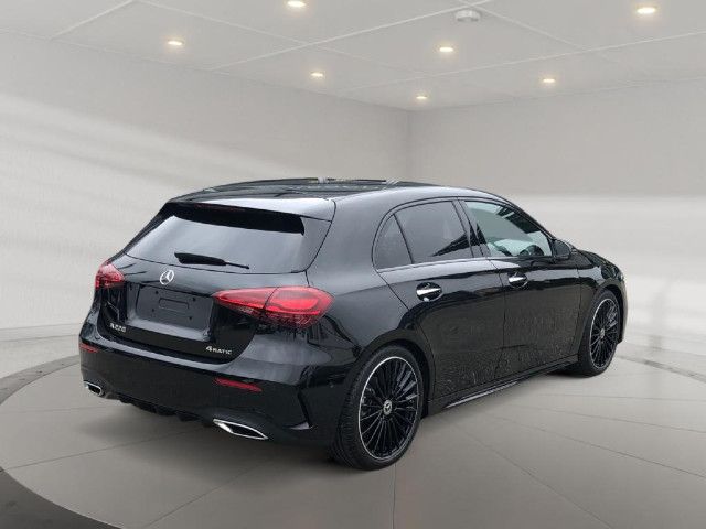 Mercedes-Benz A 220