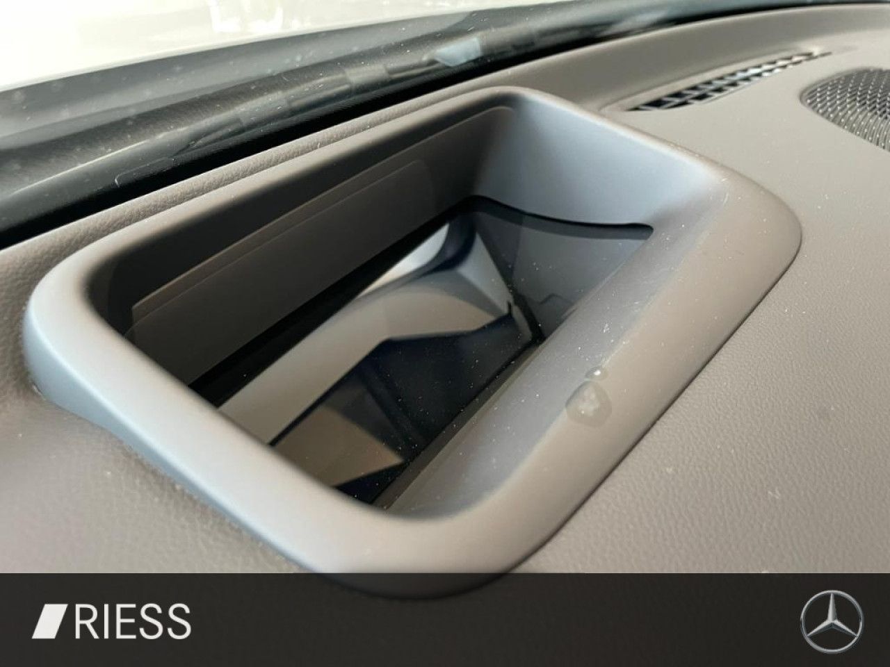 Mercedes-Benz GLB – Bild 16