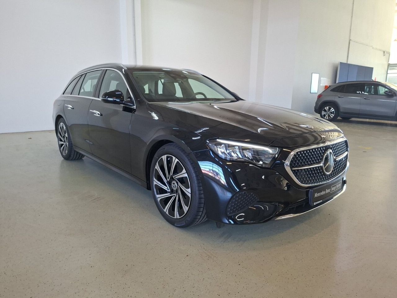 Mercedes-Benz E-Klasse – Bild 3
