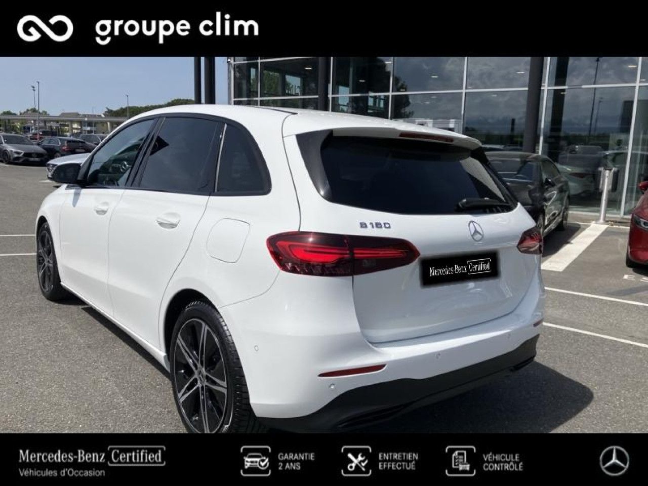 Photo du v&eacute;hicule 8 / 18