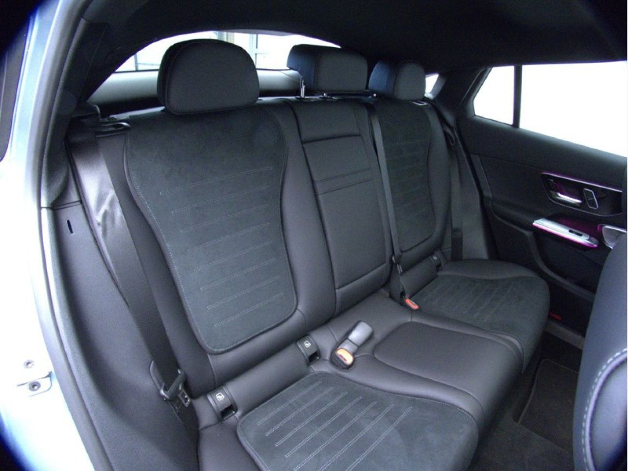 Photo du v&eacute;hicule 14 / 18