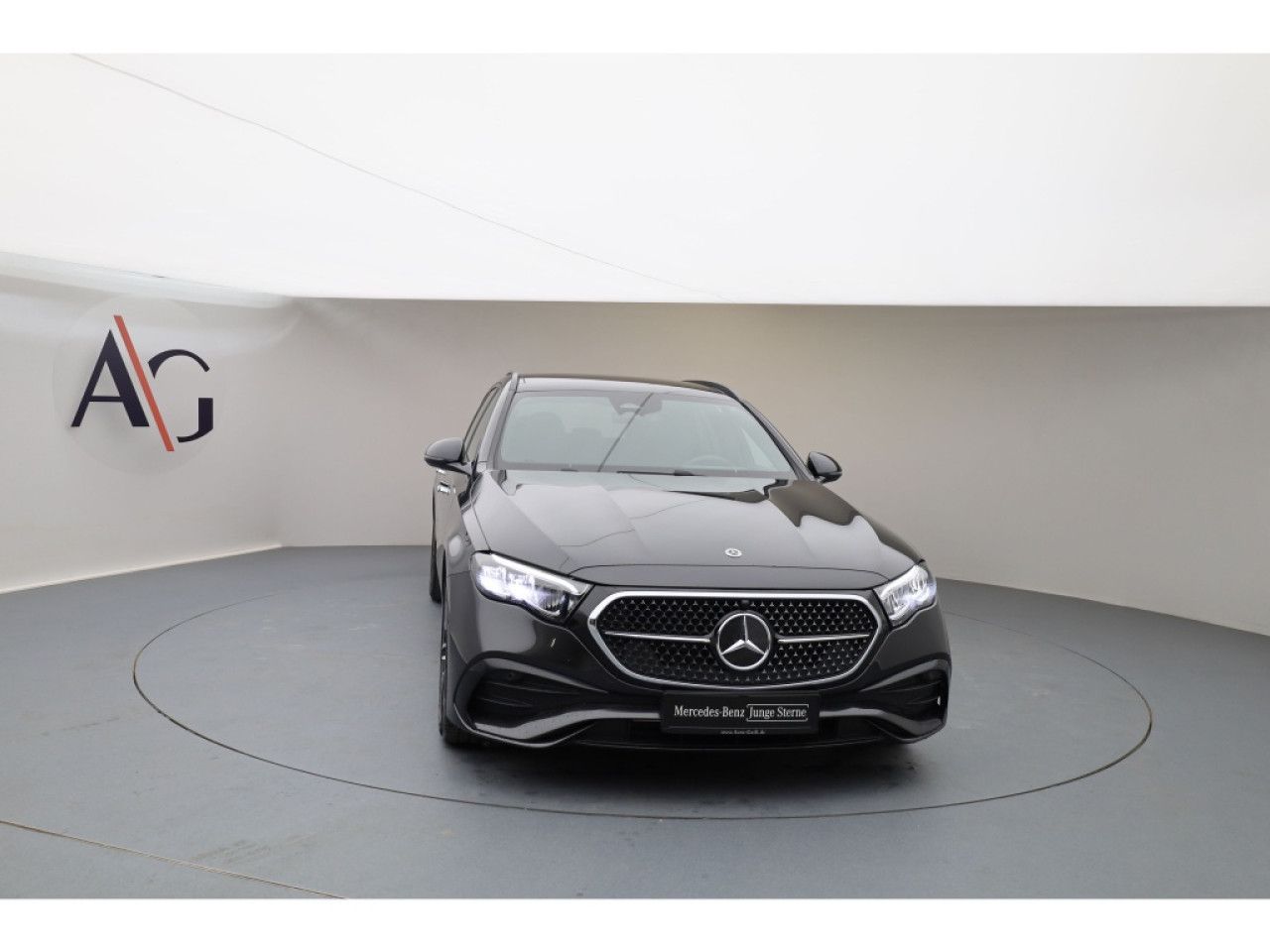 Mercedes-Benz E-Klasse – Bild 8