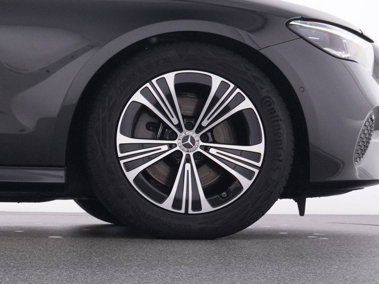 Mercedes-Benz E-Klasse – Bild 21