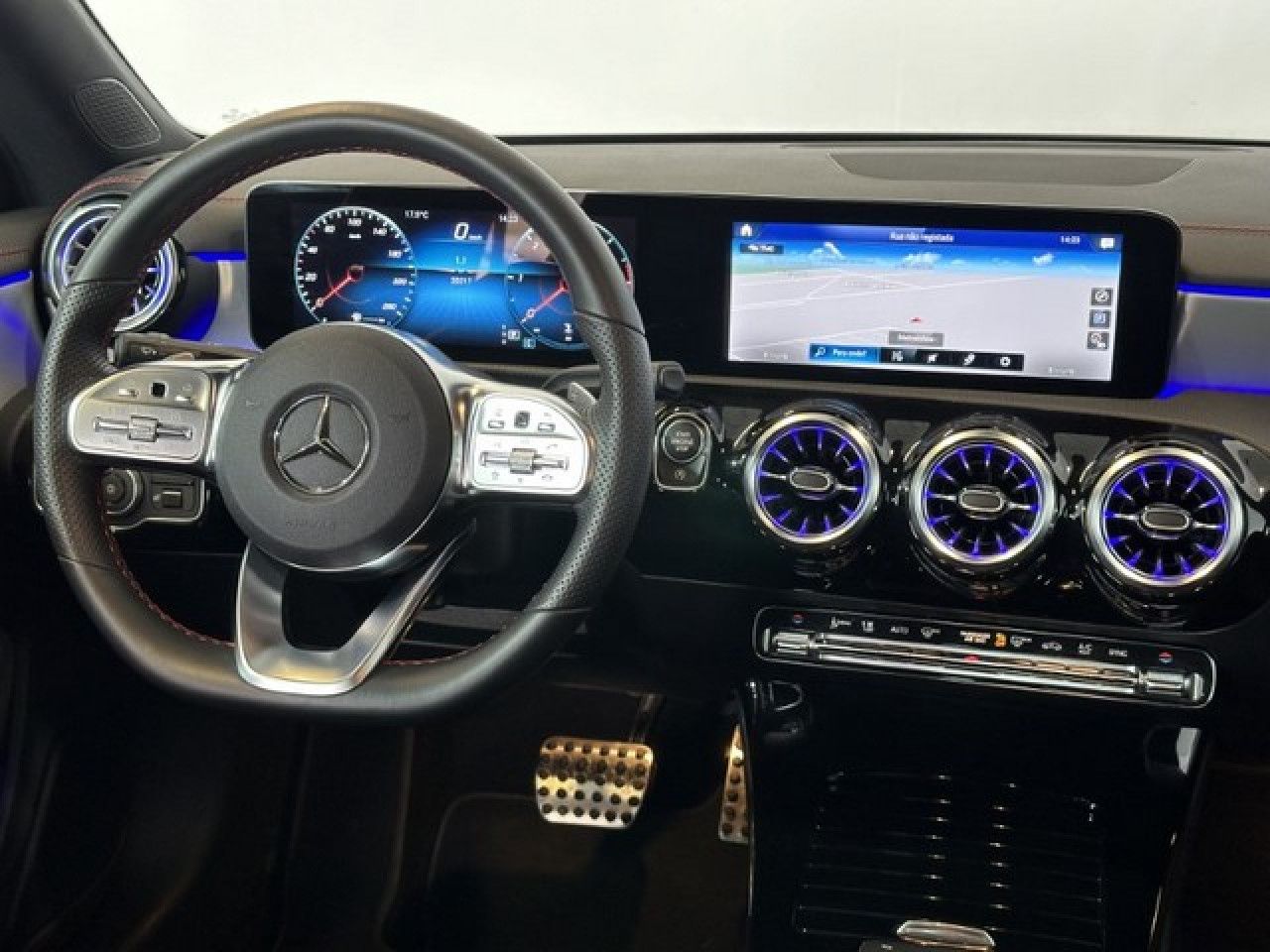 Imagem do ve&iacute;culo 14 / 19