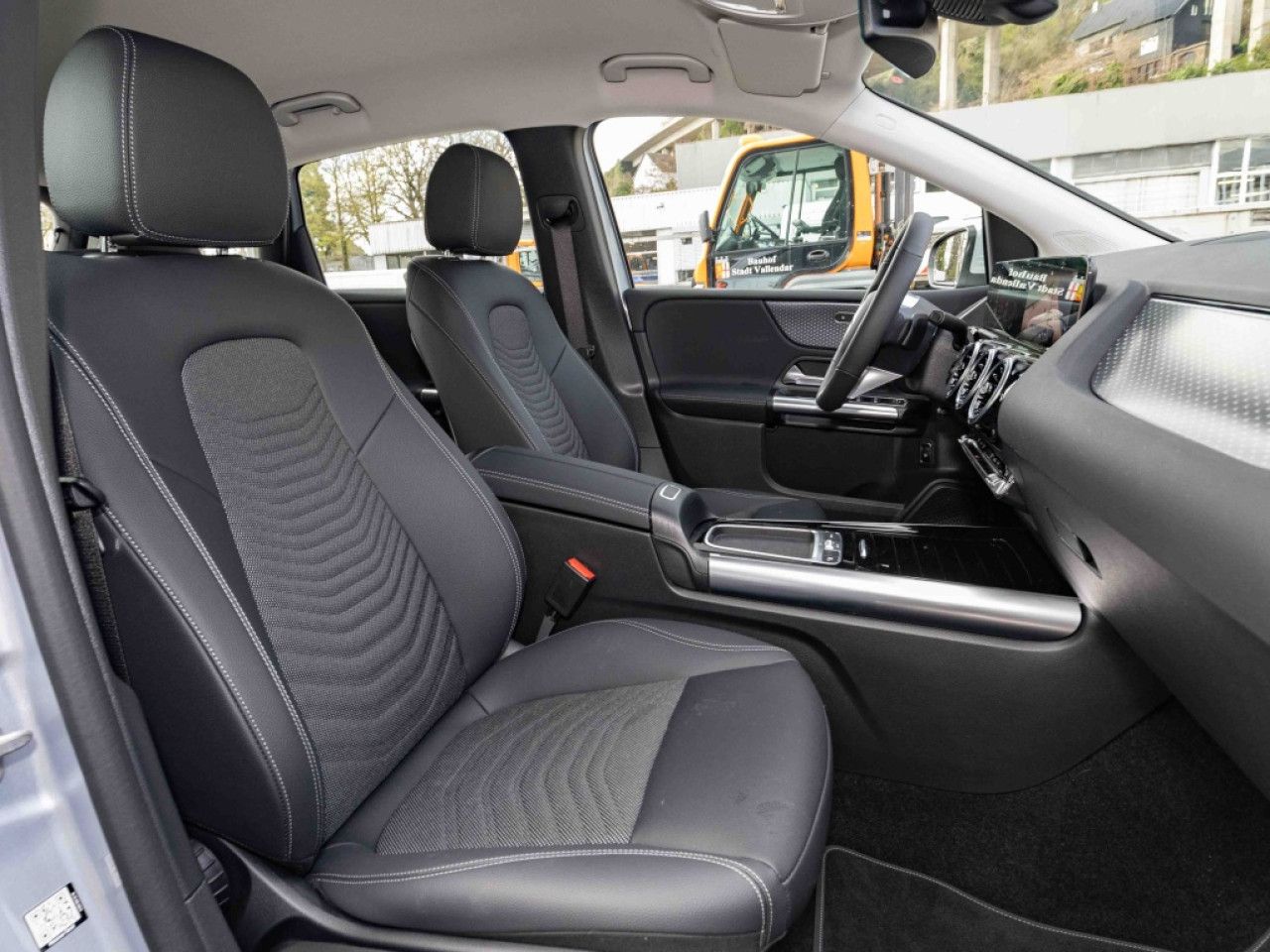 Fahrzeugbild 11 / 14