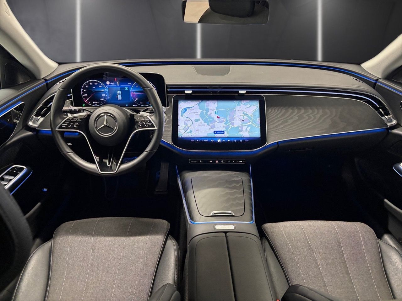 Mercedes-Benz E-Klasse – Bild 13
