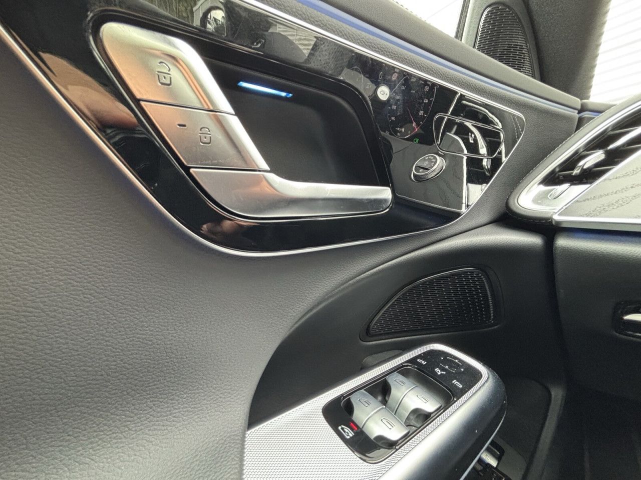 Mercedes-Benz E-Klasse – Bild 14