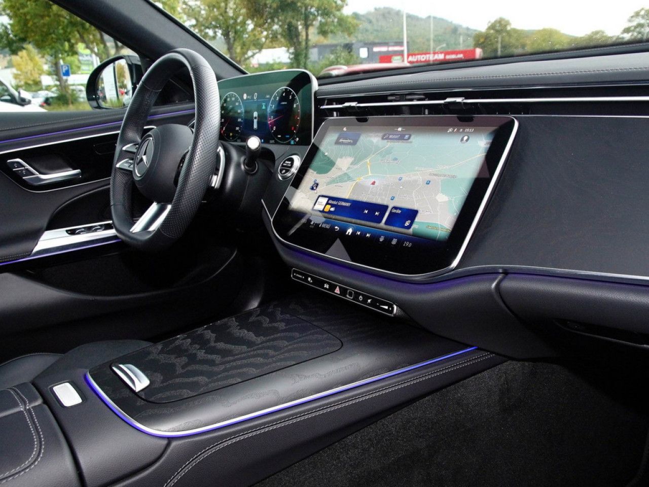 Mercedes-Benz E-Klasse – Bild 8