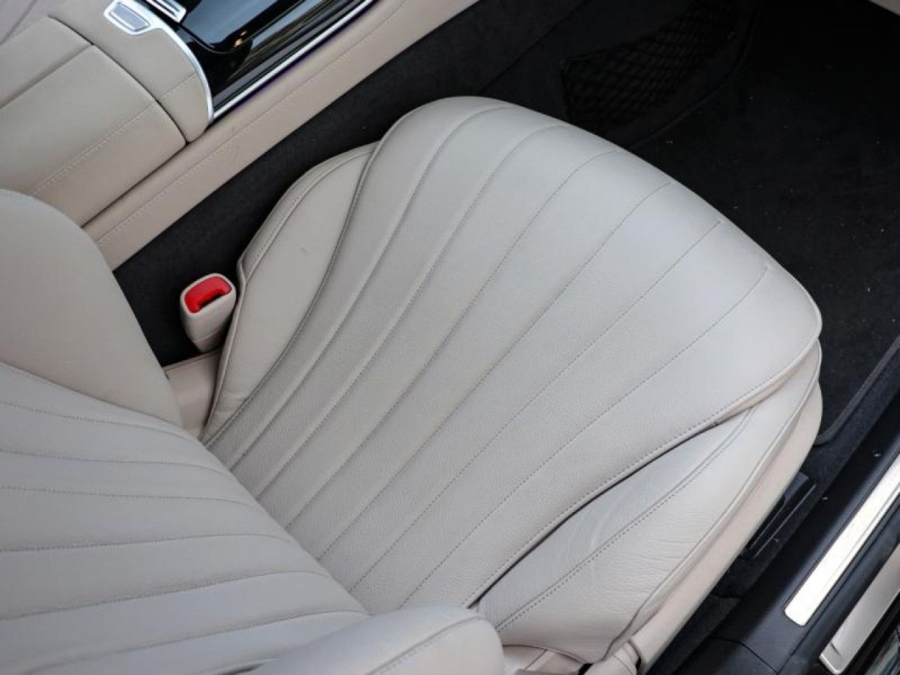 Photo du v&eacute;hicule 17 / 18