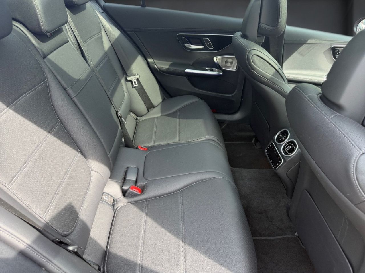 Mercedes-Benz C-Klasse – Bild 13
