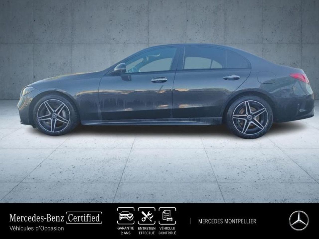 Photo du v&eacute;hicule 2 / 18