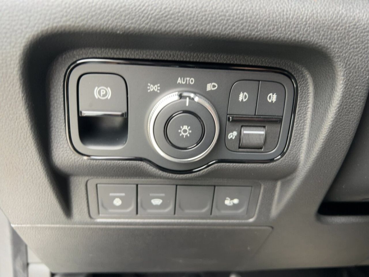 Mercedes-Benz EQT – Bild 12